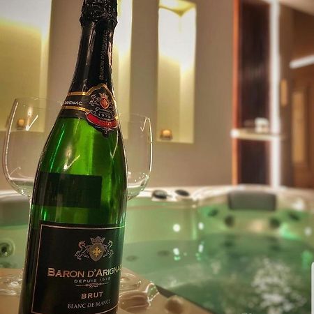 Spa Pleasure Apartman Νόβι Σαντ Εξωτερικό φωτογραφία